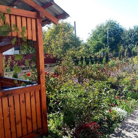 Park House Hotel Почаив Екстериор снимка