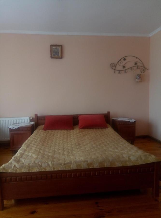 Park House Hotel Почаив Екстериор снимка
